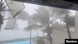 Tropical Storm Freddy payasvika muMauritius.
