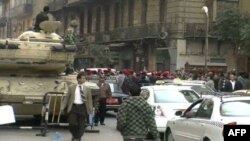 Cảnh sát Ai Cập tuần hành trong thủ đô Cairo đòi tăng lương