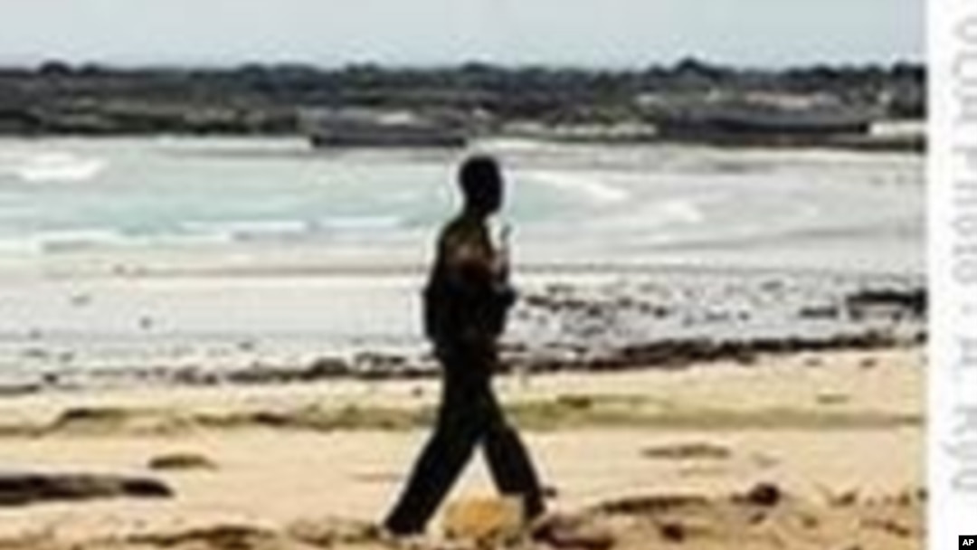 Somali Pirates Seize Singapore-Owned Ship 