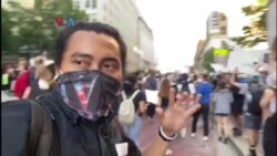 Polisi Lepas Granat Kejut untuk Bubarkan Massa di Washington