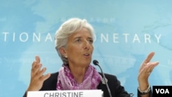 Kepala IMF, Christine Lagarde memuji langkah negara-negara zona Euro untuk mendukung pemulihan ekonomi di Eropa.