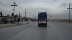 Vehicle Loaded with Containers of Smuggled Iranian Fuel, on Eastern Bypass road of Quetta, Pakistan, Dec. 2018. (VOA)