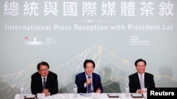 台湾总统赖清德在台北宾馆与国际媒体茶叙。(2026年6月18日)