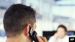 องค์การอนามัยโลกชี้การใช้โทรศัพท์มือถือเป็นประจำอาจเพิ่มความเสี่ยงต่อการเกิดเนื้องอกในสมอง