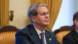 资料照片：美国财政部长贝森特。(2025年9月)