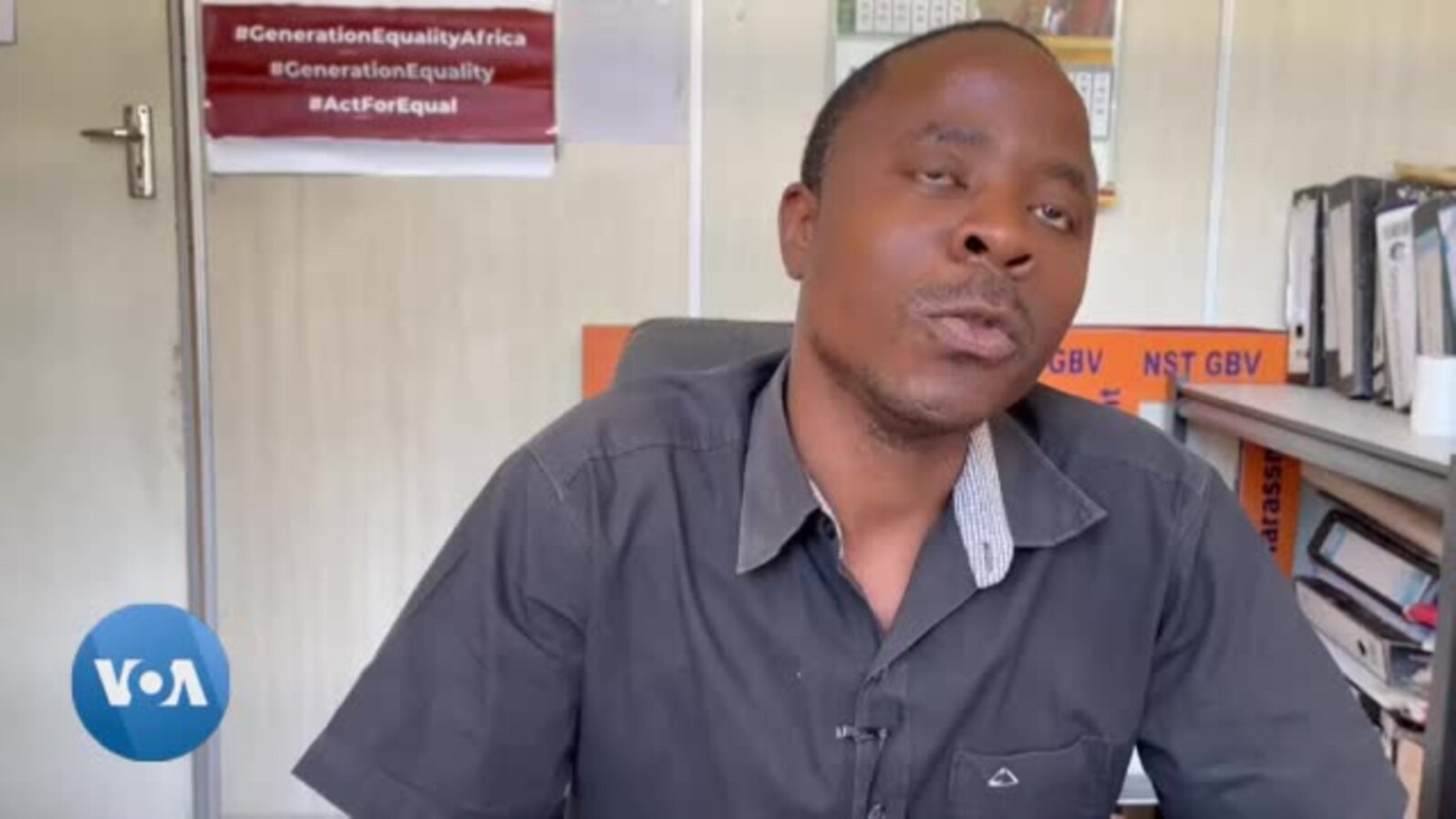 Panguva yekuKurudzira Kupedzwa kweMhirizhonga yeMudzimba Vamwe Varume Vanoti Hazvisi Nyore Kubuda Pachena Kuti Vari Kushungurudzwa