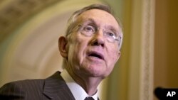 Según Harry Reid, EE.UU. no se ha hecho grande por cruzarse de brazos.