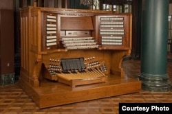 Composed of 10,010 pipes divided into 146 ranks, the Longwood Organ is the largest Aeolian organ ever constructed in a residential setting.