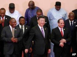 资料照：中共领导人习近平和非洲各国领导人在中非合作论坛北京峰会上。(2018年9月3日)