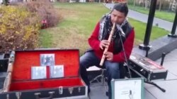 American Artiste Doing What He Knows Best ...