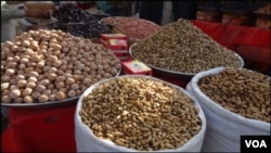 Dry fruits and nuts