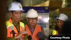 Presiden Joko Widodo mengunjungi Terminal 3 Bandara Soekarno Hatta, Jakarta, awal tahun ini. (Foto: Courtesy Setpres RI)