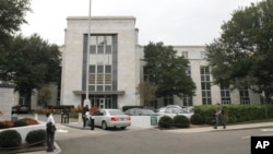 A car pulls into the Saudi Arabian embassy in Washington, D.C., Oct. 11, 2011 (file photo).