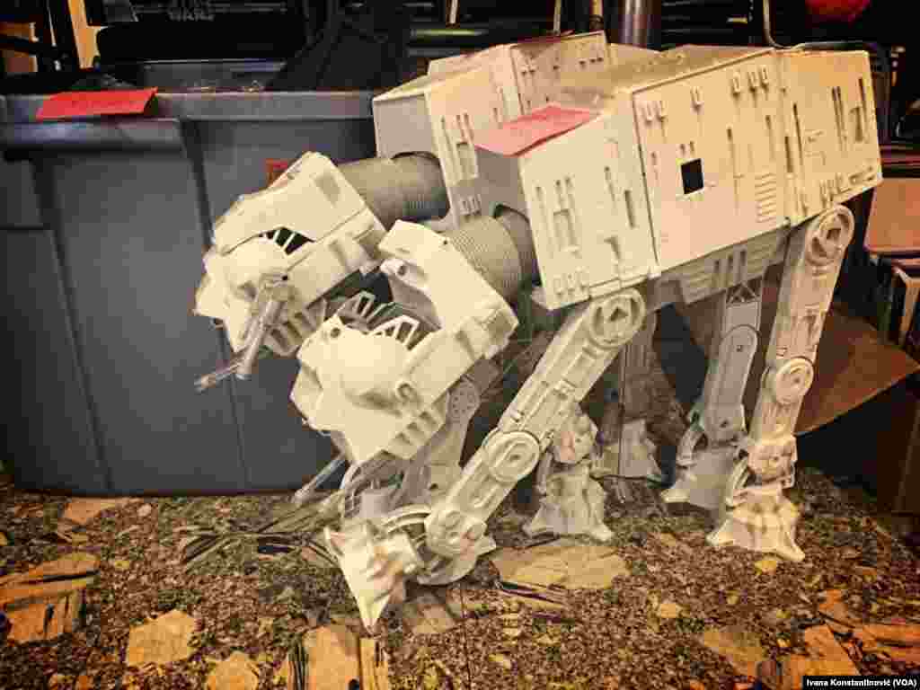 &quot;AT - AT hodačica&quot;, vozilo Imperijalne vojske