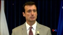 2014-08-06 美國之音視頻新聞: 被控向棒球員出售違禁藥的嫌疑人向當局自首