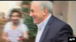 Ndalohet Strauss Kahn