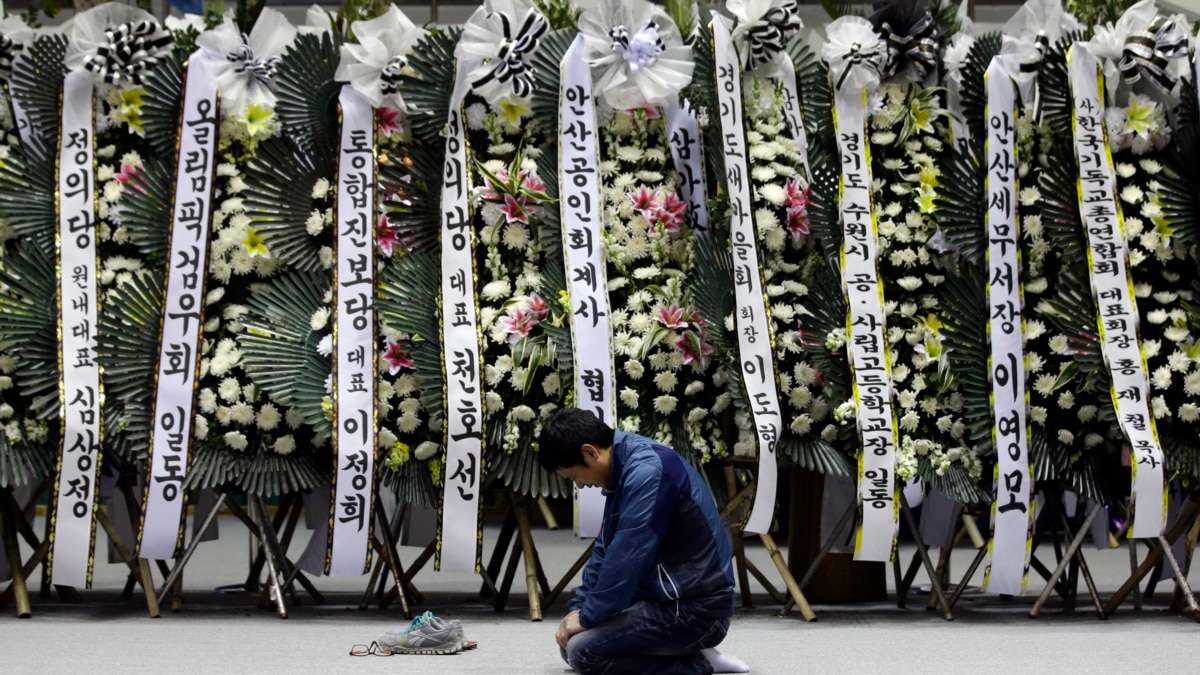 South Korea Mourns Ferry Victims