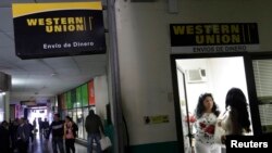 Western Union no operaba en Cuba desde el 2020. Oficina en de Western Union en La Habana, el 28 de diciembre de 2010.
