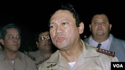 Mantan diktator Panama, Jenderal Manuel Noriega saat masih memerintah Panama tahun 1989 (foto: dok).