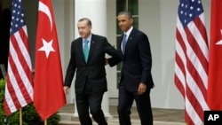 Rais Barack Obama na waziri mkuu wa Uturuki Recep Tayyip Erdogan katika White House, Mei 16, 2013. 