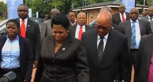 Across South Africa, Worshipers Pay Tribute to Mandela