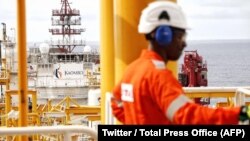 Les autorités angolaises ont inauguré le projet Kaombo, la plus importante opération offshore jamais lancée en Angola, le 10 novembre 2018. (Twitter/Total Press Office)