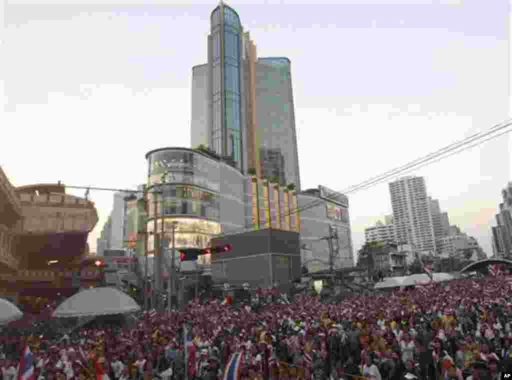 Anti-government protesters gather at Asok intersection in Bangkok, Thailand, Monday, Jan. 13, 2014. The protesters seized key intersections across Thailand’s capital on Monday, blockading major roads into the heart of Bangkok’s glitzy downtown districts a