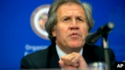 El secretario general de la OEA, Luis Almagro, censuró la corrupción y la violencia en Venezuela.
