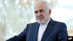 Ministar inostranih poslova Irana Mohamed Džavad Zarif govori na konferenciji za novinare zajedno sa svojim nemačkom kolegom Hajkom Masom, nakon razgovora u Teheranu, Iran, 10. juna 2019.