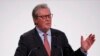 Mantan Menteri Luar Negeri dan diplomat Australia, Alexander Downer.