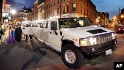 Los amantes del camión Hummer tienen ahora el anuncio de GM de que sacará al mercado una versión similar en 2021, pero movida por una batería elécttrica.