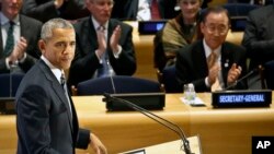 Presiden Barack Obama menyampaikan sambutan dalam KTT tentang Pengungsi yang menjadi salah satu topik bahasan dalam Sidang Majelis Umum PBB ke-71 di Markas Besar PBB, New York (20/9). 