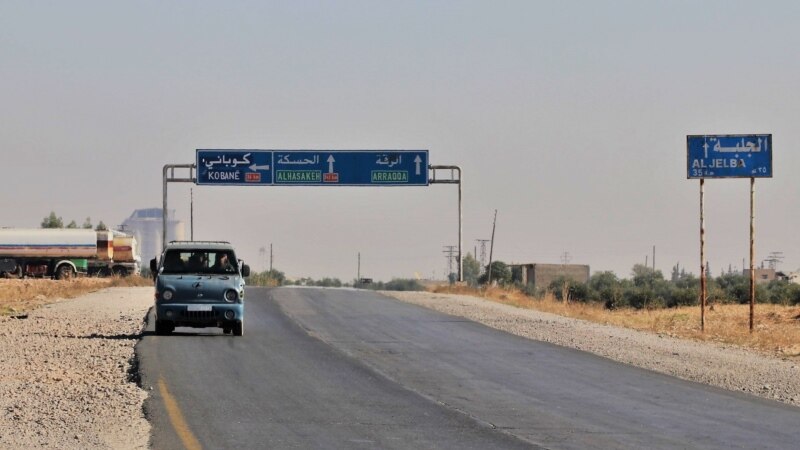 کردنەوەی ڕێگەیەکی سەرەکی لە باکوری ڕۆژهەڵاتی سوریا