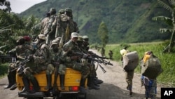 Kelompok pemberontak M23 menarik pasukannya dari kota Sake, Kongo (Foto: dok). Inggris membekukan bantuan untuk Rwanda karena adanya laporan terkait dukungan Rwanda untuk pemberontak ini.