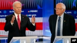 Demokratski kandidati Joe Biden i Bernie Sanders