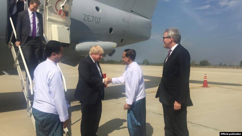 ႏိုင္ငံျခားေရး၀န္ၾကီး Boris Johnson ေနျပည္ေတာ္ကိုေရာက္ရွိစဥ္ (British Embassy Rangoon)