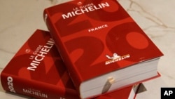 Le guide Michelin répertorie certains des meilleurs restaurants du monde.  (AP Photo / Christophe Ena)