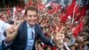 Television Star Leads Honduras Presidential Vote