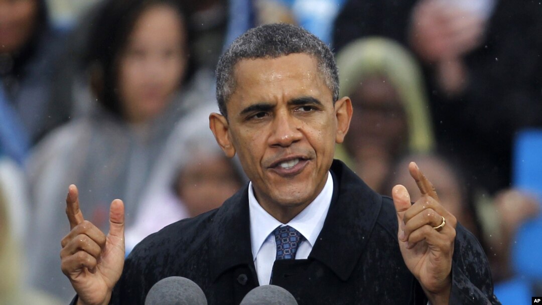 Tổng thống Barack Obama phát biểu trong cuộc vận động tranh cử tại Ðại học Cleveland, ngày 5/10/2012.
