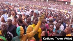 Un meeting de campagne dans un grand stade de Bamako. Mali 2018