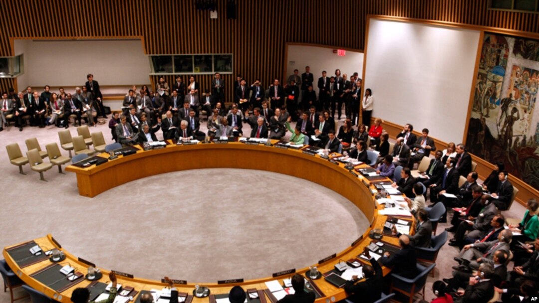 Líbia: Governo declara cessar-fogo após ONU autorizar intervenção militar