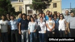 Saxlanılan AXCP fəalları