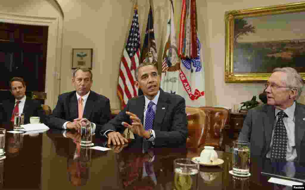 U.S. President Barack Obama hosts a bipartisan meeting with Congressional leaders in the Roosevelt Room of White House to discuss the economy, November 16, 2012. Seen (L-R) are U.S. Secretary of Treasury Timothy Geithner, Speaker of the House John Boehner