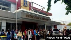 Rutan Kelas I Surabaya, di Sidoarjo, tempat musisi dan politisi Ahmad Dhani ditahan, Sabtu, 16 Februari 2019. (Foto: Petrus Riski/VOA)