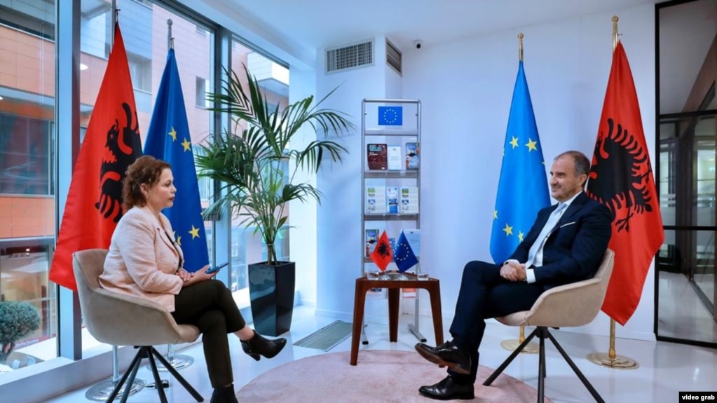 Soreca: I habitur nga kritikat e kryeministrit për vaksinën