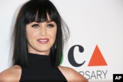 Katy Perry arrives at MOCA's 35th Anniversary Gala presented by Louis Vuitton at The Geffen Contemporary at MOCA on March 29, 2014 in Los Angeles.