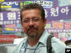 Lourenço Medeiros, editor de Novas Tecnologias da SIC, durante uma reportagem na Coreia do Sul.