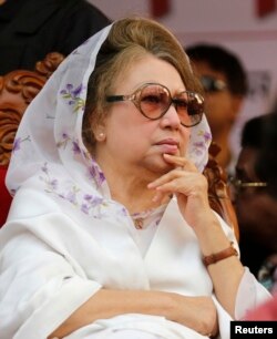 FILE - Bangladesh Nationalist Party (BNP) Chairperson Begum Khaleda Zia attends a rally in Dhaka.