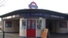 لندن: زیر زمین ریلوے اسٹیشن پر مشتبہ شخص کا چاقو سے حملہ
