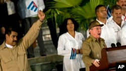 Las cenizas del ex mandatario partieron de La Habana el pasado miércoles en un cortejo fúnebre por toda la isla hasta llegar a Santiago.